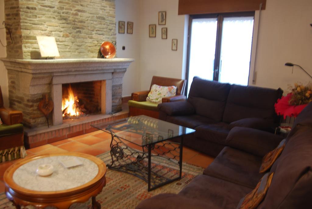 Casa Rural La Cuadraa Linares de Riofrio Room photo